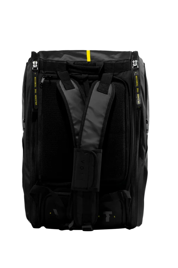 bags-padelbag-volt-back-view-black کیف ورزشی مدل Padelbag Black